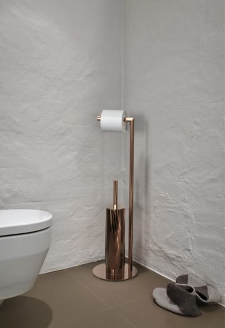 Frost Nova2 dorullholder med toalettbørste, kobber