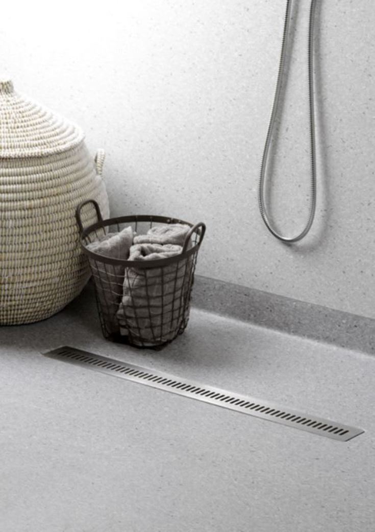 Unidrain 4004 afløbsarmatur, 700 mm, til vinyl, med rist, fritliggende