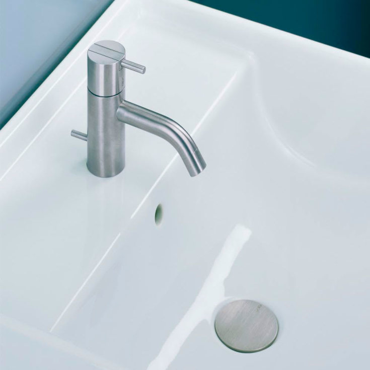 Vola HV3 servantbatteri, med bunnventil, standard grep, rustfritt stål