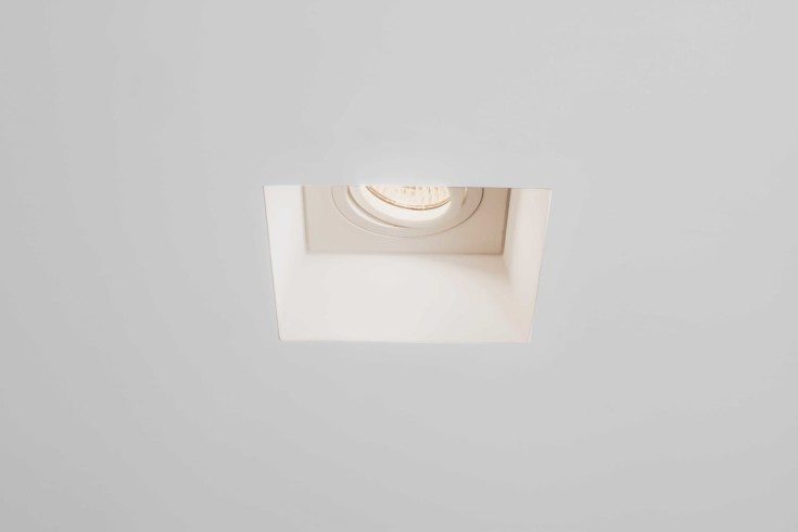 Astro Blanco Square indbygningsspot, kipbar, GU10, hvid