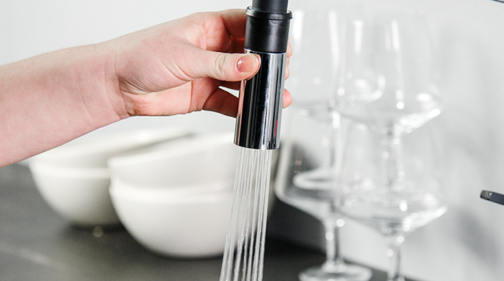 Oras Optima köksblandare, beröringsfri, krom/svart