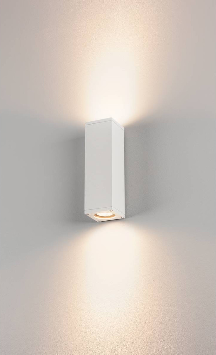 SLV Theo udendørs væglampe, op/ned, hvid