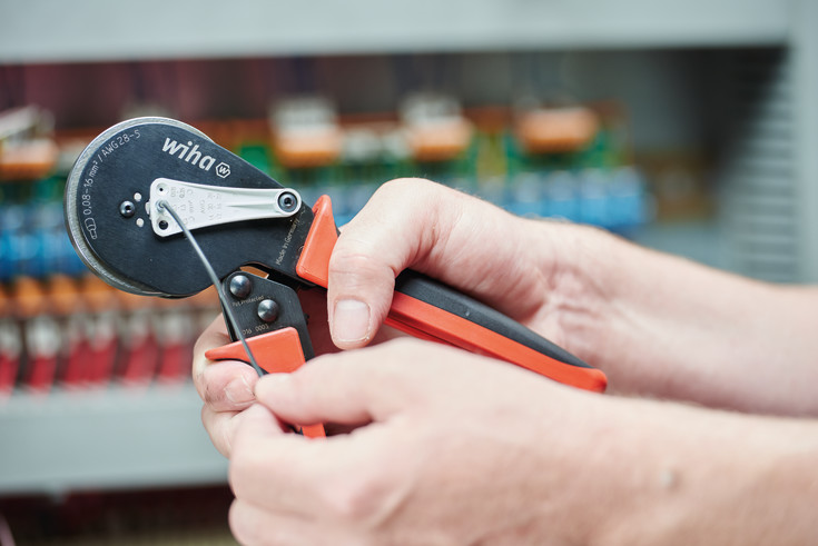 Wiha krympetang for koblingsrør, 6-kantpresse 0,08 - 16 mm²