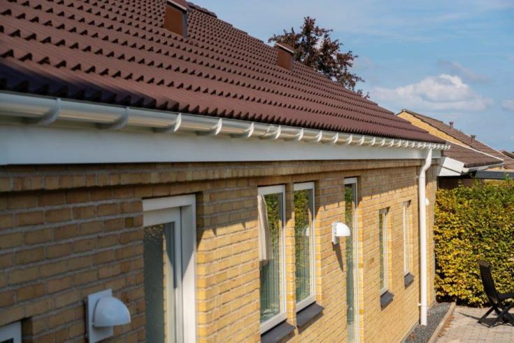 Plastmo endebund nr. 10, hvid