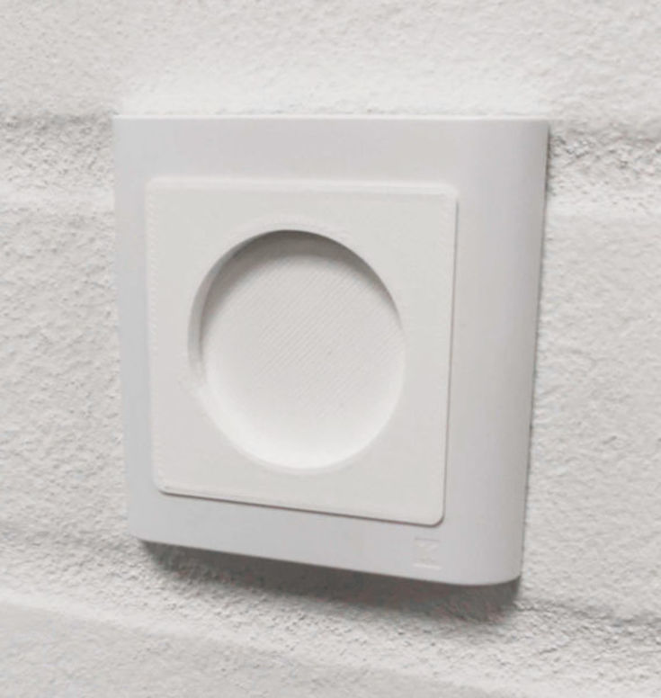 Indsats til smart button med LK Fuga Soft design ramme, lysegrå