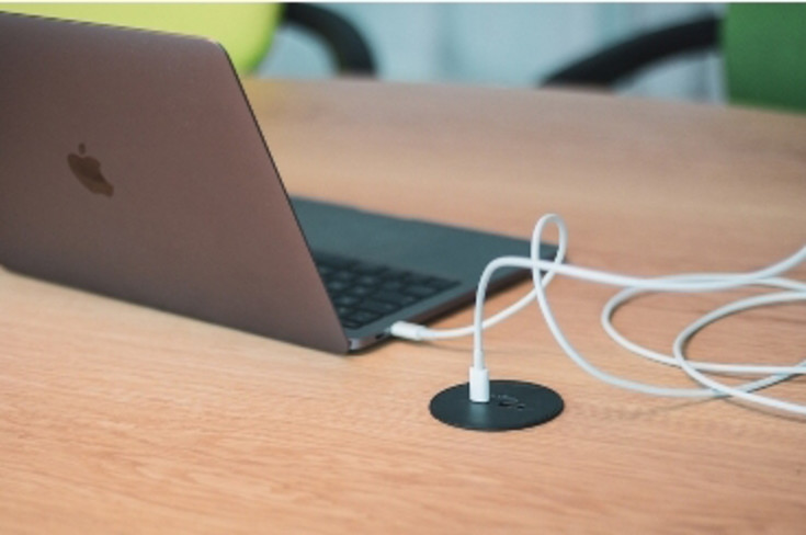 Schneider Unica+ bordoplader, USB-A+C, hvid