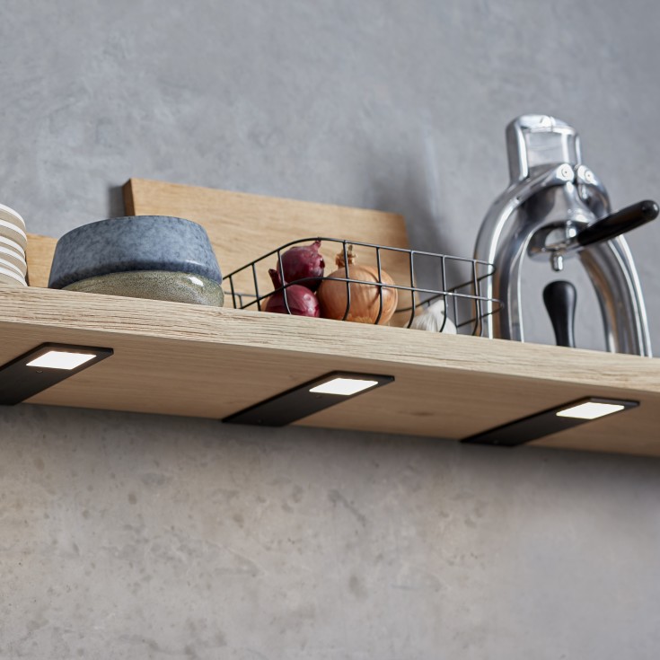 Stella spot i svart, med on/off/dim knapp, 3 spots kit