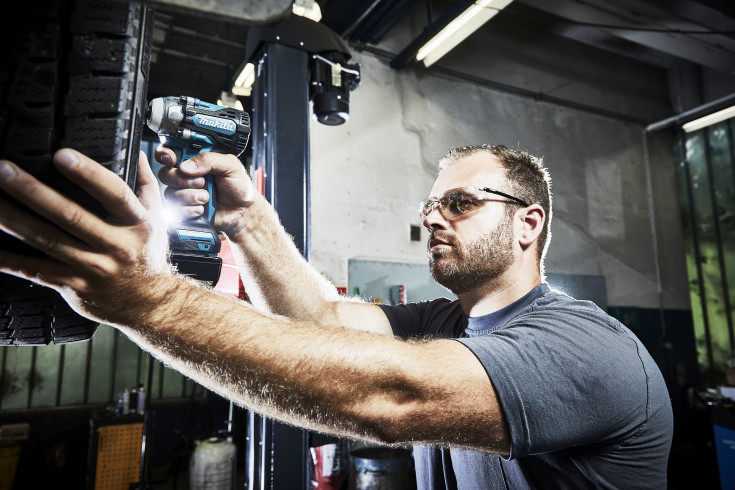 Makita slagnøgle DTW300Z, 18 V