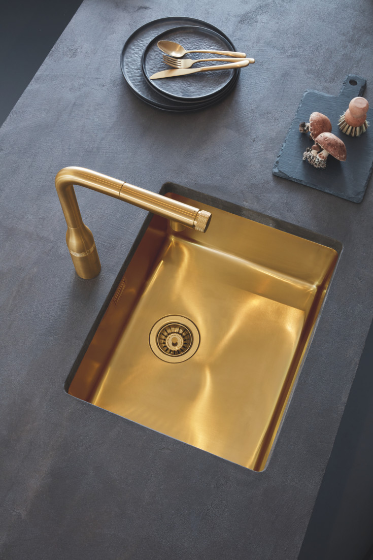 Grohe Essence Smartcontrol köksblandare, borstad mässing