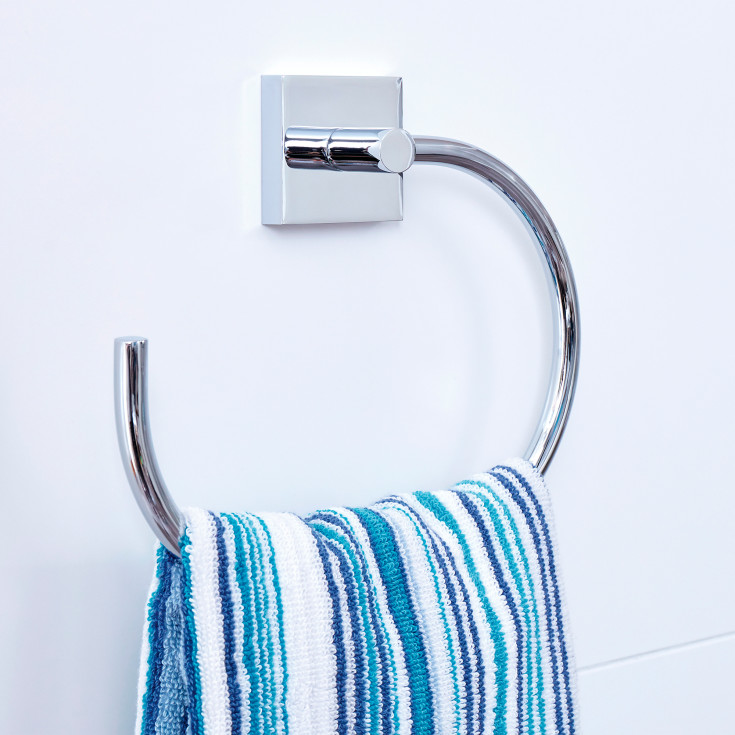 Tesa Ekkro handduksring, krom