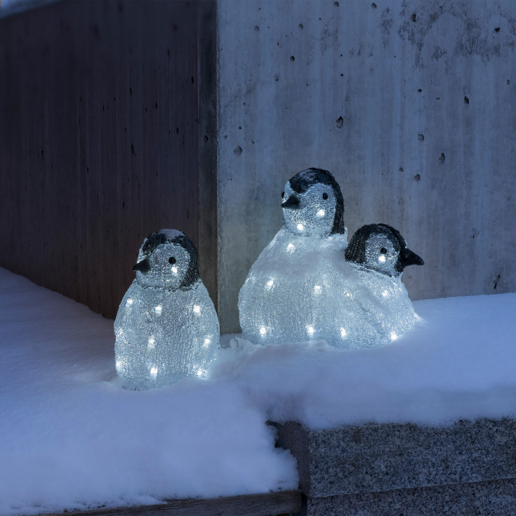 Konstsmide pingvinfamilj