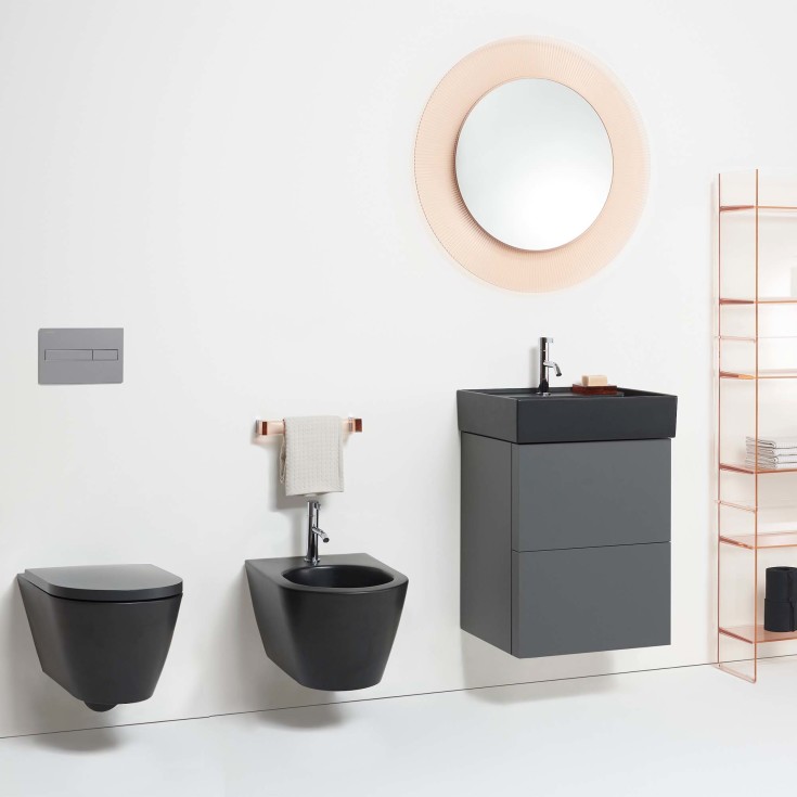 Kartell Laufen vägghängd toalett, utan spolkant, matt svart