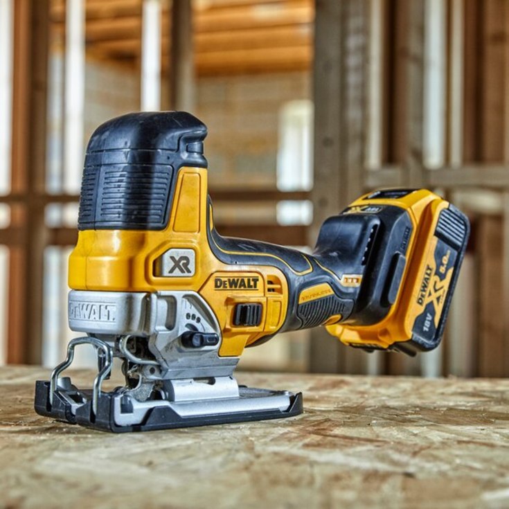 Dewalt DCS335N-XJ batteridrevet stikksag