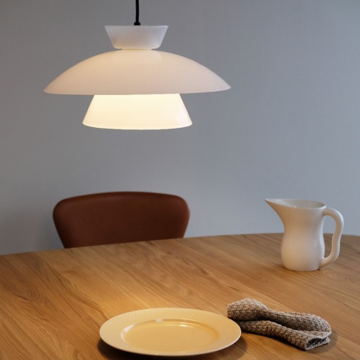 Dyberg Larsen Valby pendellampe, Ø20 cm