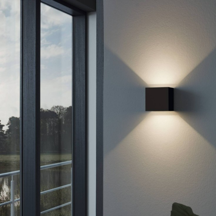 Eglo Calpino utendørs vegglampe, sort