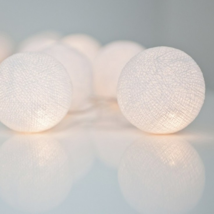 Iris Lights Pure White lyskjede, 35 kuler