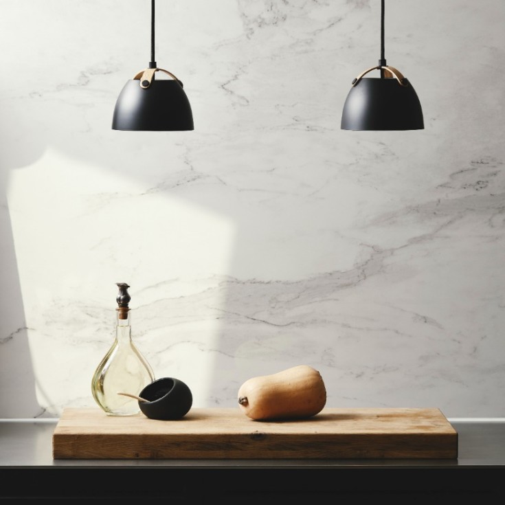 Halo Design Oslo pendellampe, sort, Ø24 cm