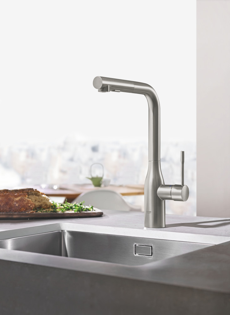 Grohe Essence köksblandare, utdragbar pip, stål