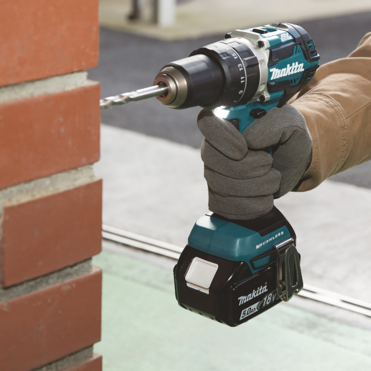 Makita Kompakt Slagboremaskine m/batterier 3 x 18 Volt/5,0 Ah