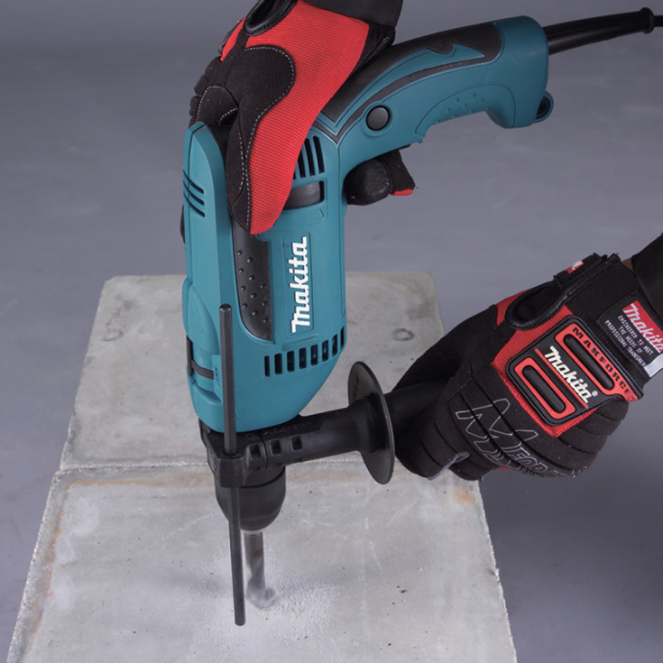 Makita Slagboremaskine 13 mm, 680 watt, 230 volt