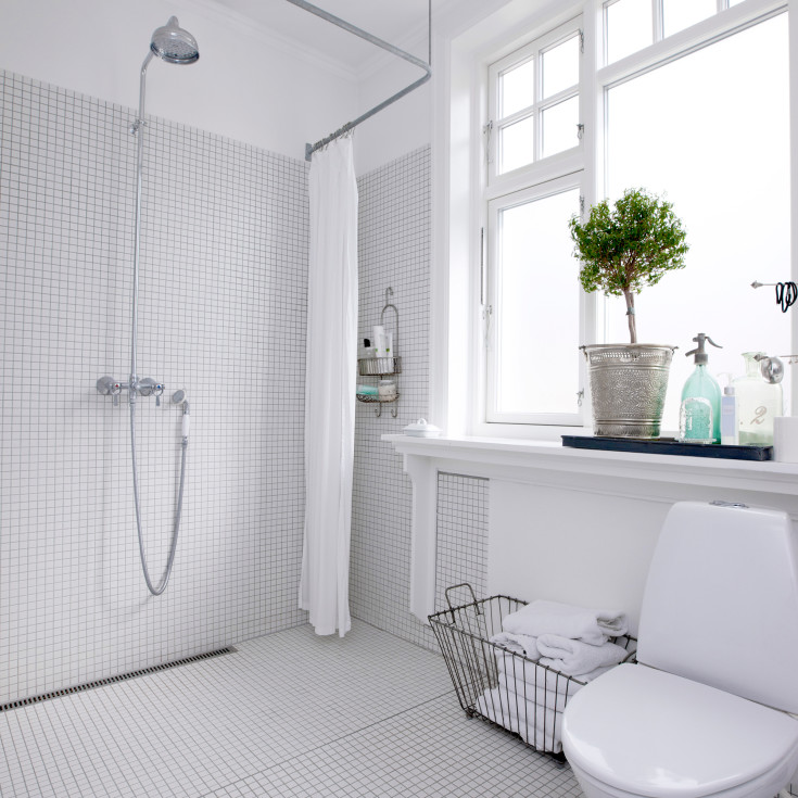 Unidrain 1004 avloppsarmatur, 1200 mm, mot bakvägg