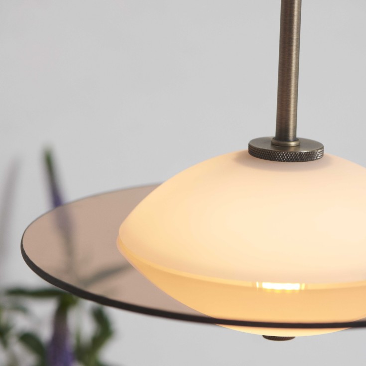 Halo Design Orbit pendellampe, messing, Ø24 cm