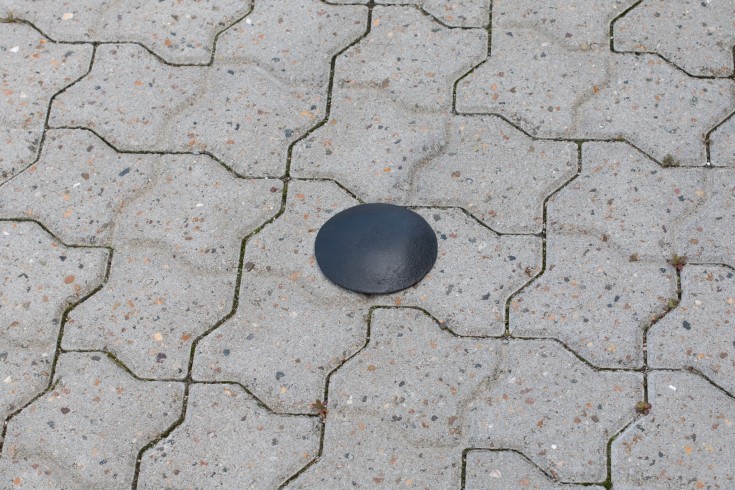 100 x 15/77 mm, M16 markeringssøm, lakeret, støbejern GG