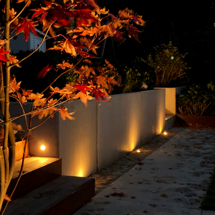 Light By Juul pigstein med Cosmos spot