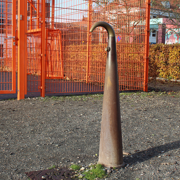 Frostline Citypost G200 vattenpost, 125 cm, gjutjärn/mässing