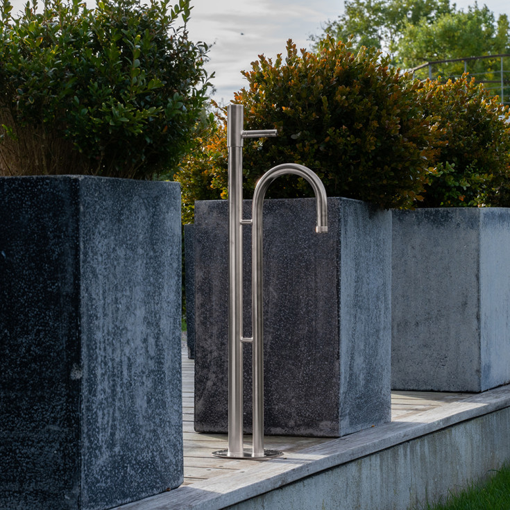 Frostline Duo L9 vandpost, 79 cm, selvlukkende greb, rustfrit stål