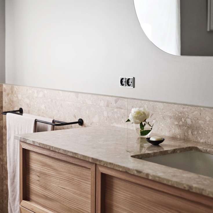 LK Fuga Slim designramme, 2x1 modul, stålmetallic