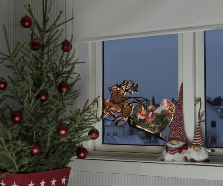 Konstsmide jultomten med renar för fönstret