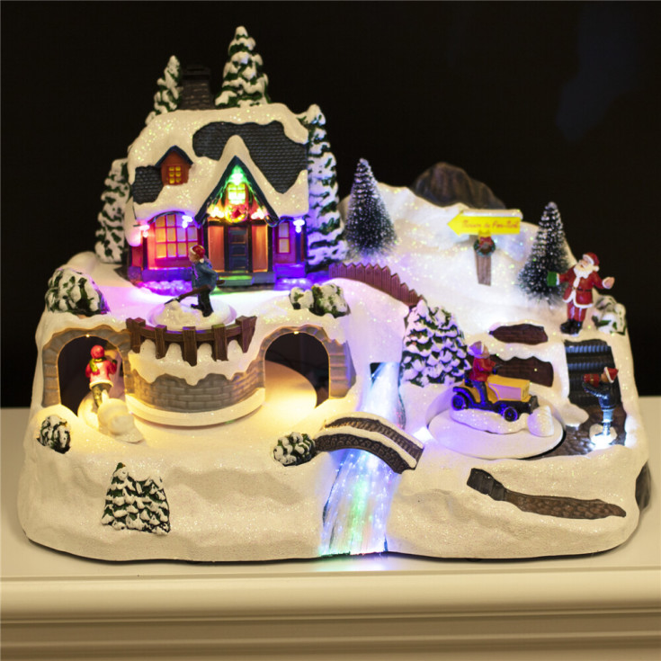 Nordic Winter River Town julby, belysning och musik