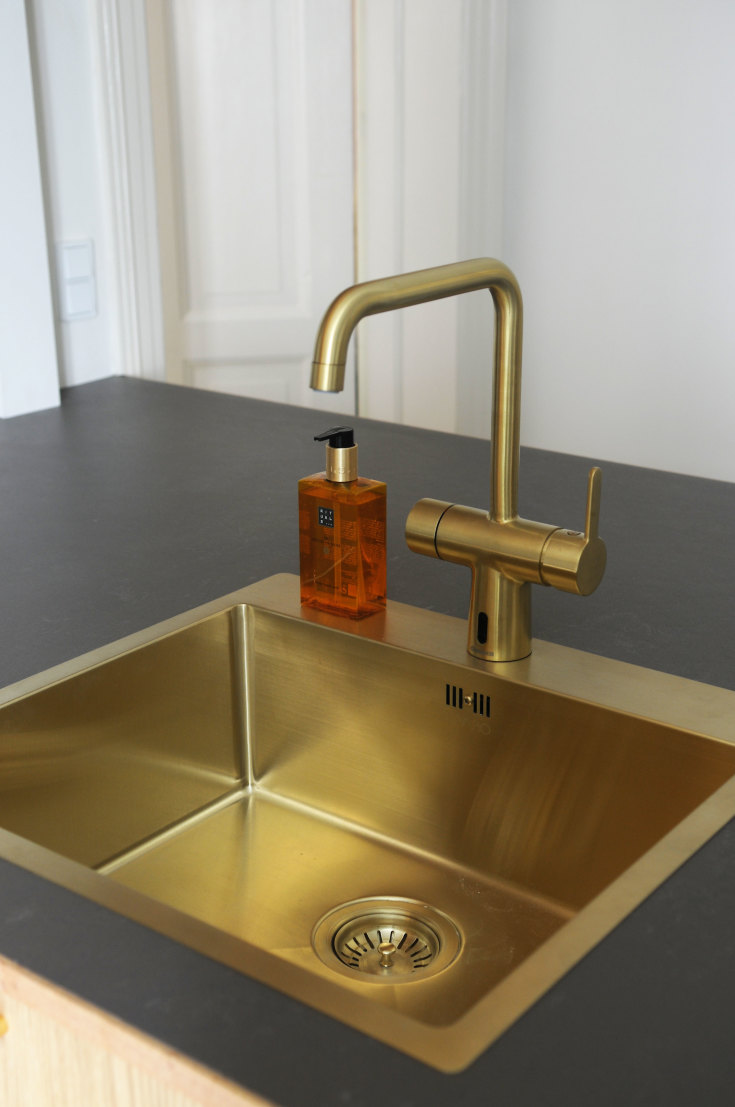 Lavabo Kubus 540 Soft diskbänk, 54x50 cm, gull