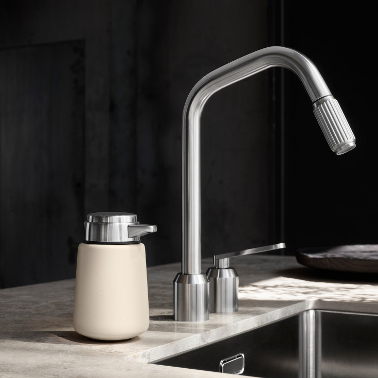 Vipp 9 såpedispenser, beige