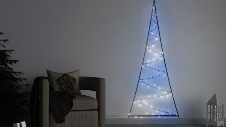 Twinkly Tree til veggmontering, fargat + hvit lys, 2 meter