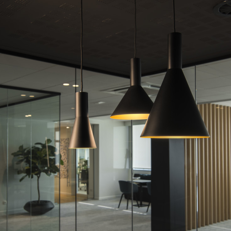 SLV Phelia pendel, sort/guld, H42 cm