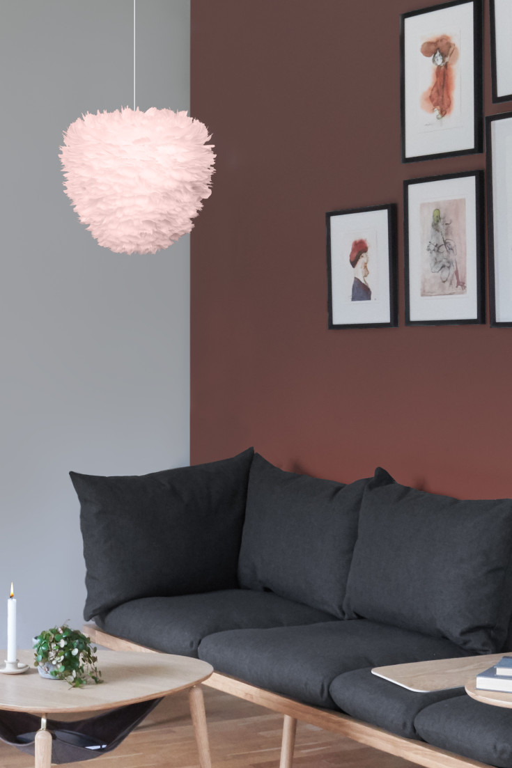 Umage Eos Evia lampeskjerm med fjær, rosa, Ø40 cm