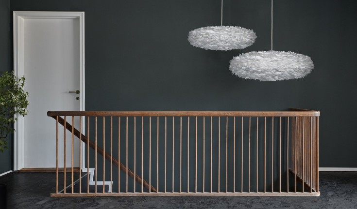 Umage Eos Esther lampeskjerm med fjær, grå, Ø60 cm