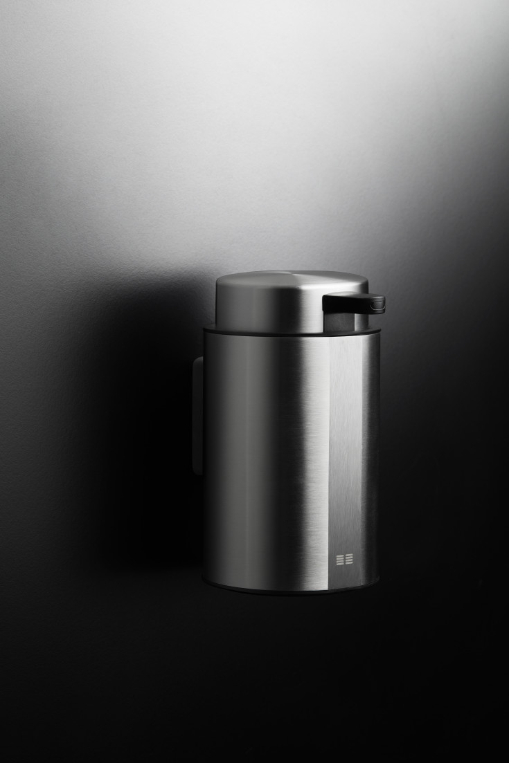 Unidrain Reframe sæbedispenser, børstet rustfrit stål