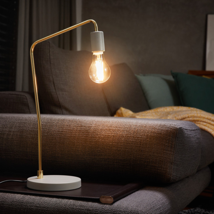 6 stk Ledvance Ultra Efficient E27 standardpære, 3000K, 7,2W