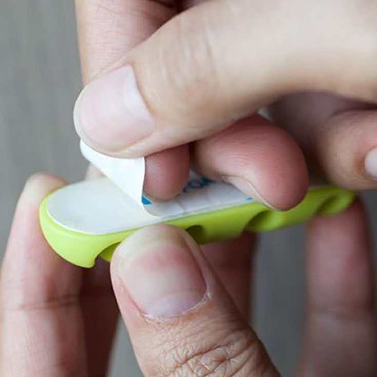 Bluelounge Cabledrop kabelholder, pink/turkis, 2 stk.