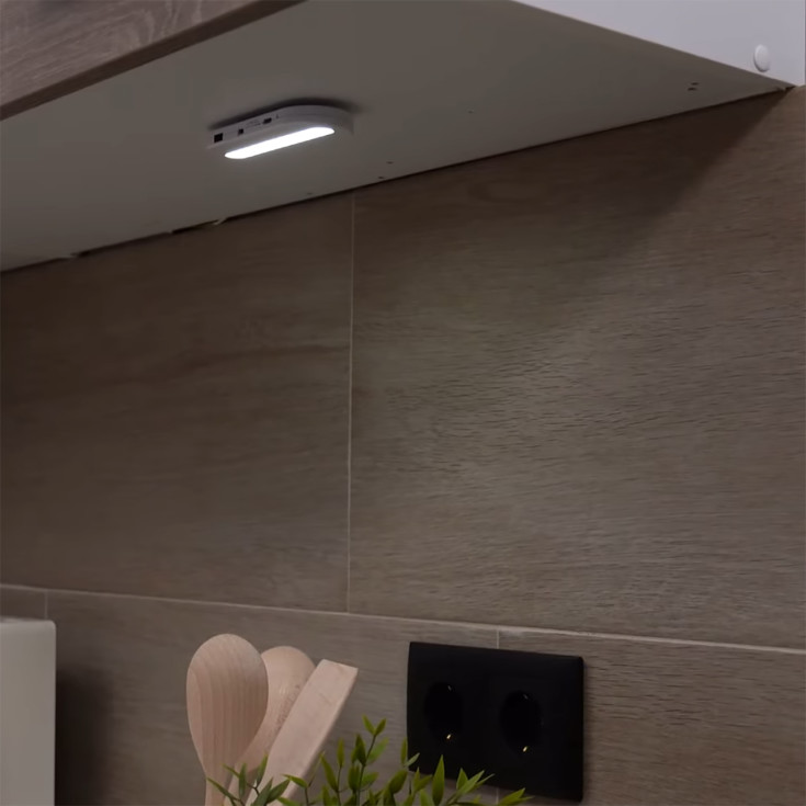 Ledvance Linear oppladningsbar benkebelysning, sensor