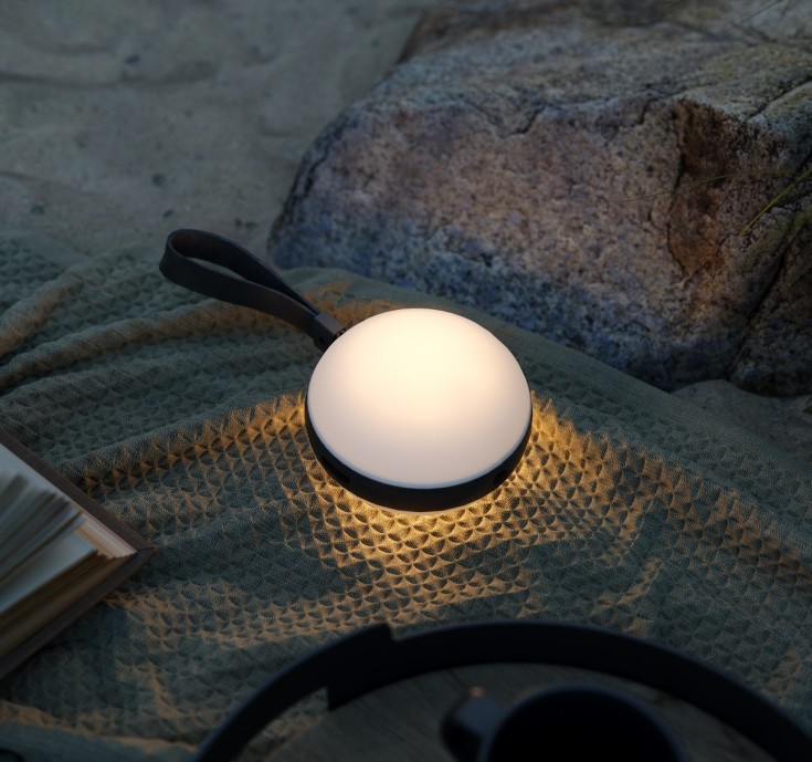 Nordlux Bring To-Go genopladelig lampe, Ø12 cm, sort