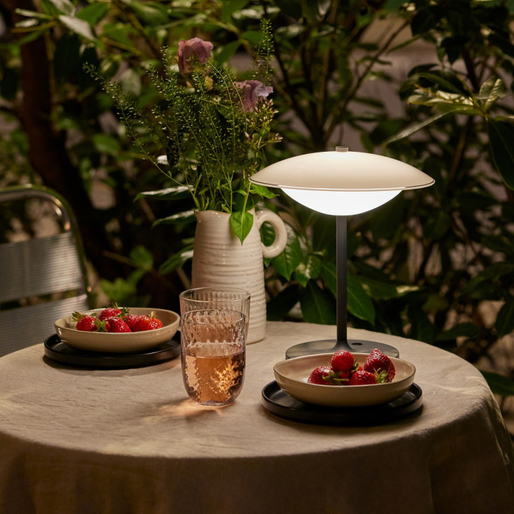 Halo Design Baroni uppladningsbar bordslampa, antracit