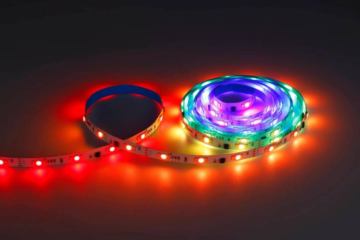 Eglo LED strip med farget lys & mikrofon, 5 meter
