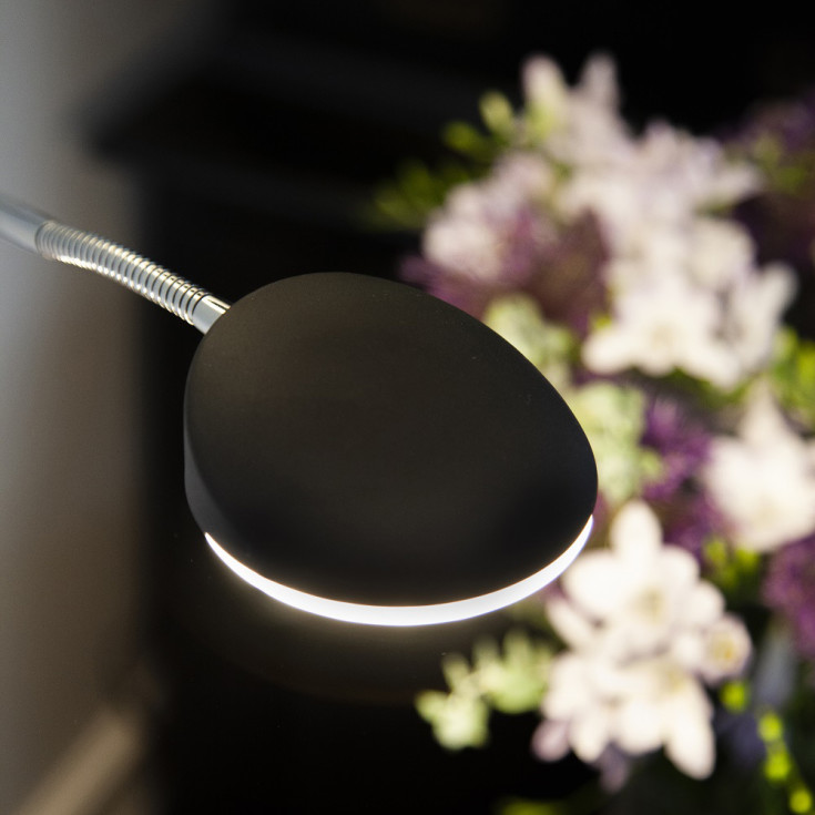 Halo Design Vegas Uplight golvlampa, svart