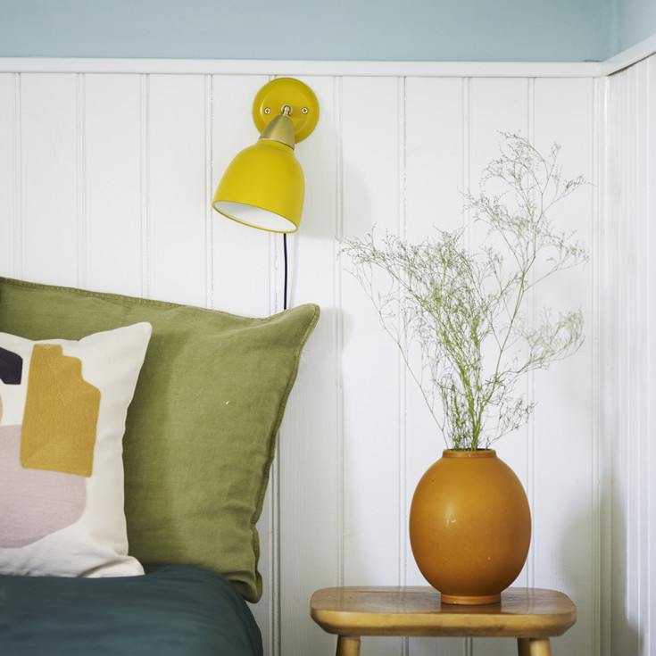 Superliving Urban vegglampe, kort, gul