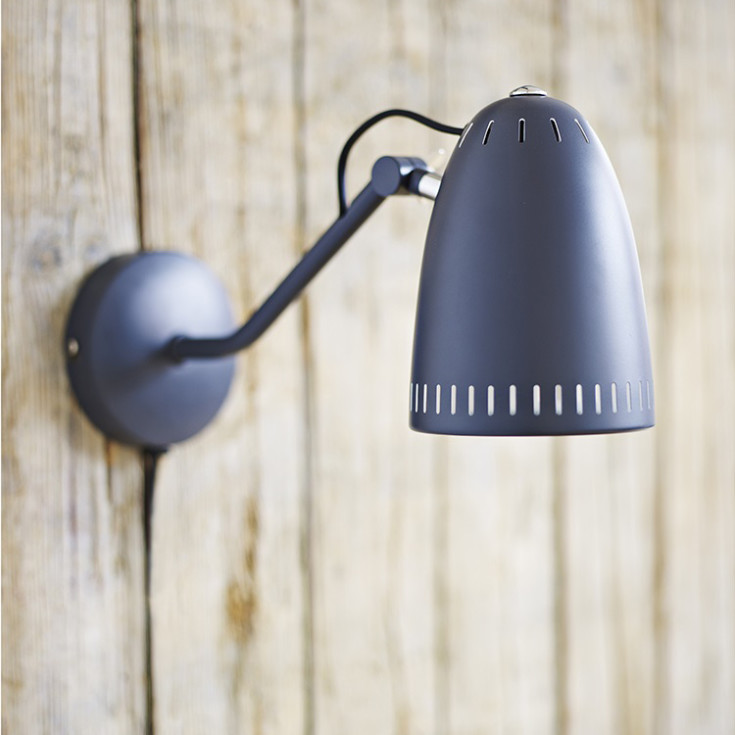 Superliving Dynamo vegglampe, svart