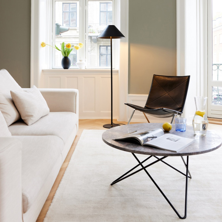 Halo Design Hygge golvlampa, svart